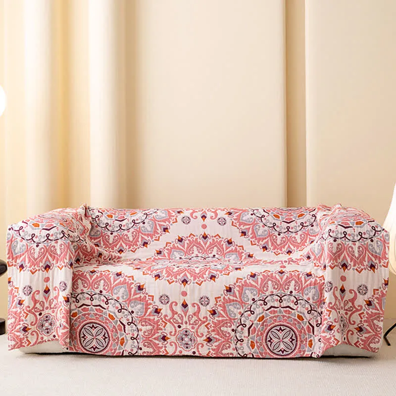 Baumwollsteppdecke mit geometrischem Retro-Ethno-Muster