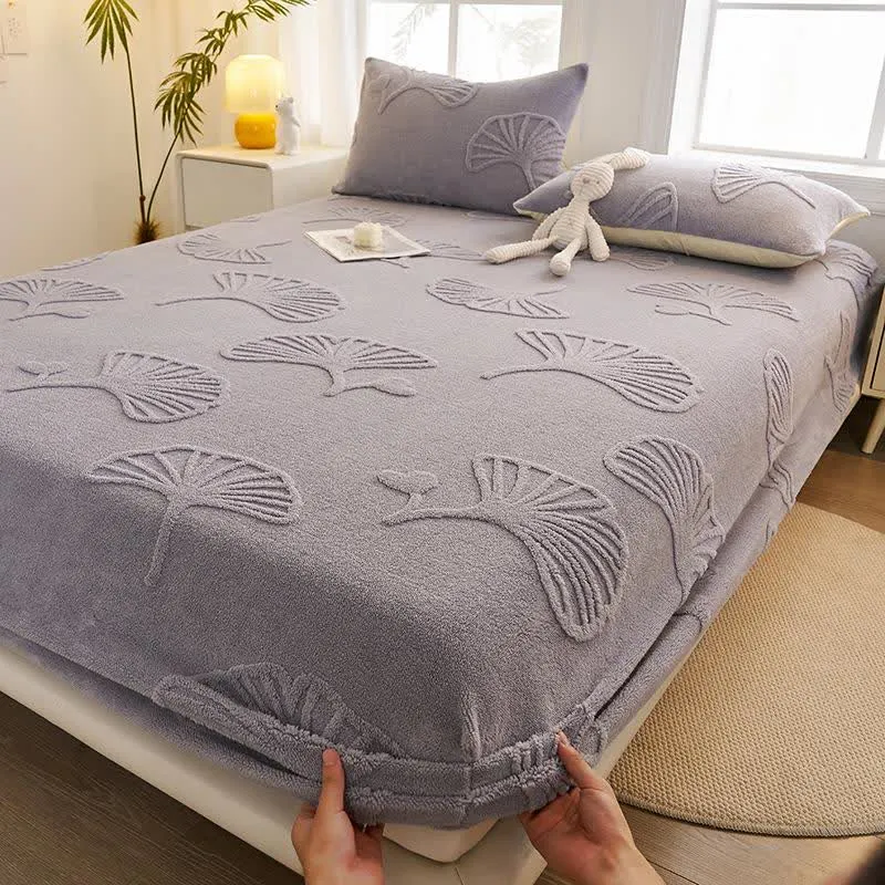 Warmes Spannbettlaken aus Ginkgoblatt-Fleece