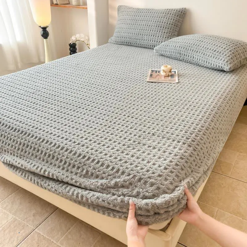 Warmes Spannbettlaken aus Fleece mit Waffelstruktur
