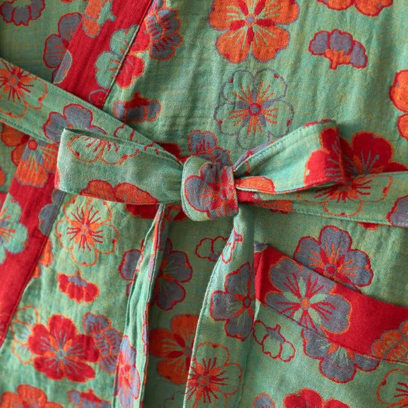 Kimono-Bademantel aus Baumwollgaze mit Pflaumenblüten-Print