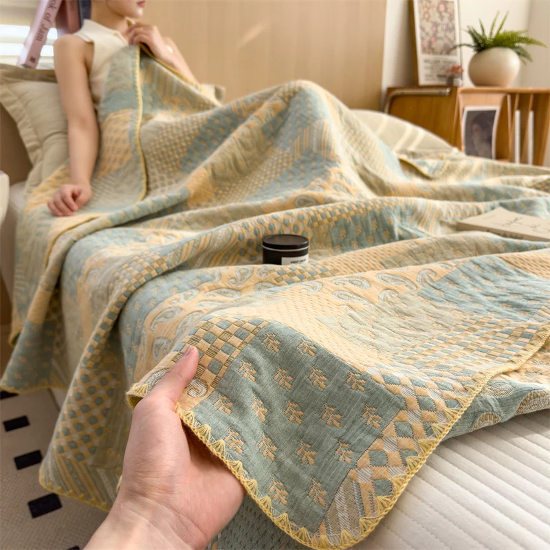 Dreilagige, bequeme, leichte Retro-Steppdecke aus Gaze