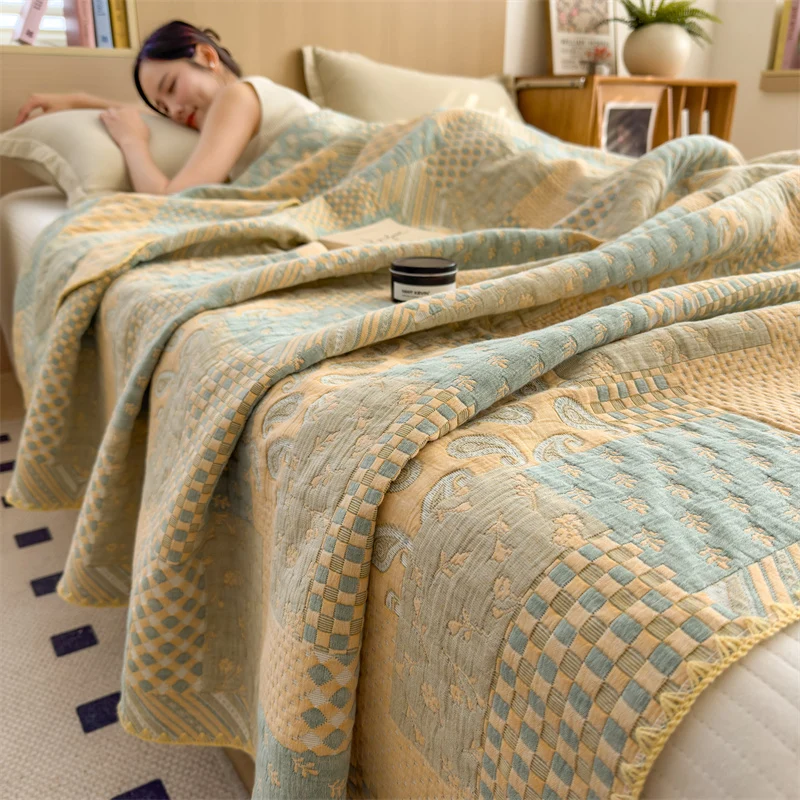 Dreilagige, bequeme, leichte Retro-Steppdecke aus Gaze