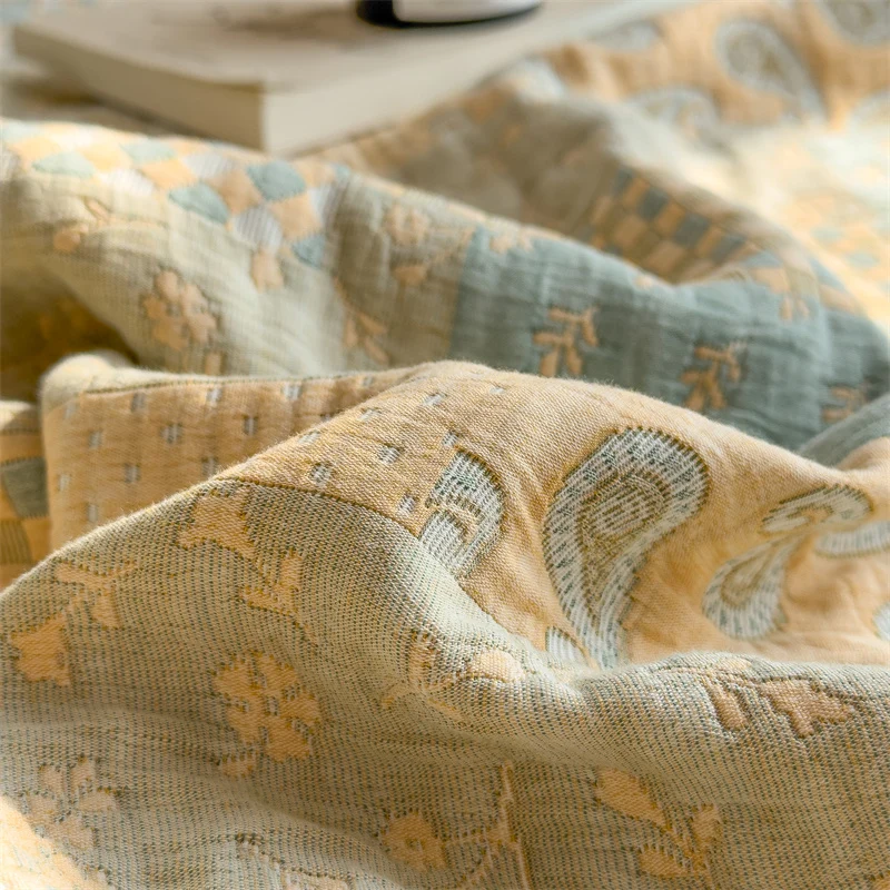 Dreilagige, bequeme, leichte Retro-Steppdecke aus Gaze