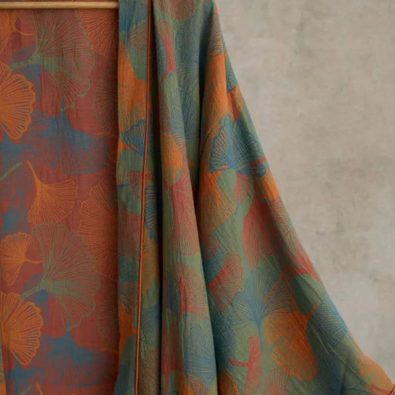 Kimono-Bademantel aus Baumwolle mit Ginkgoblatt-Print
