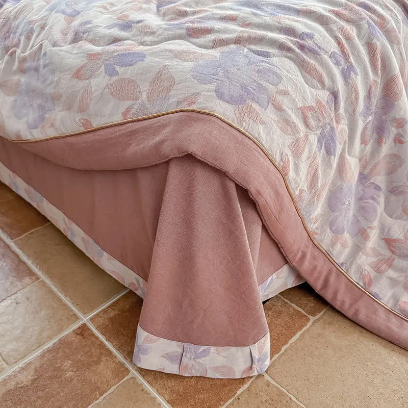 Elegante Sommerdecke aus reiner Baumwolle mit Blumenmuster und zweilagiger Gaze