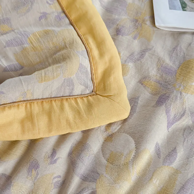 Elegante Sommerdecke aus reiner Baumwolle mit Blumenmuster und zweilagiger Gaze