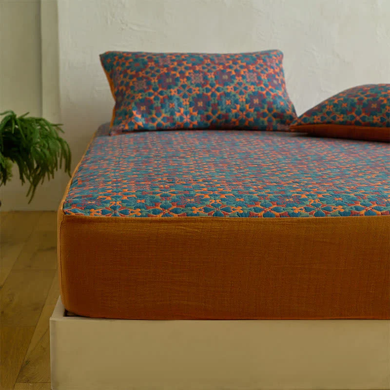 Spannbettlaken aus Baumwolle mit geometrischem Retro-Muster