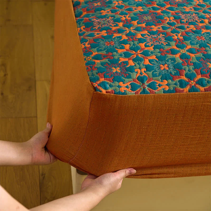 Spannbettlaken aus Baumwolle mit geometrischem Retro-Muster