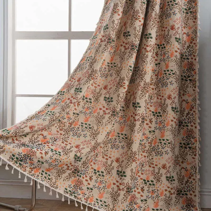 Von der Natur inspirierter Jacquard-Vorhang mit Quasten und Blättern