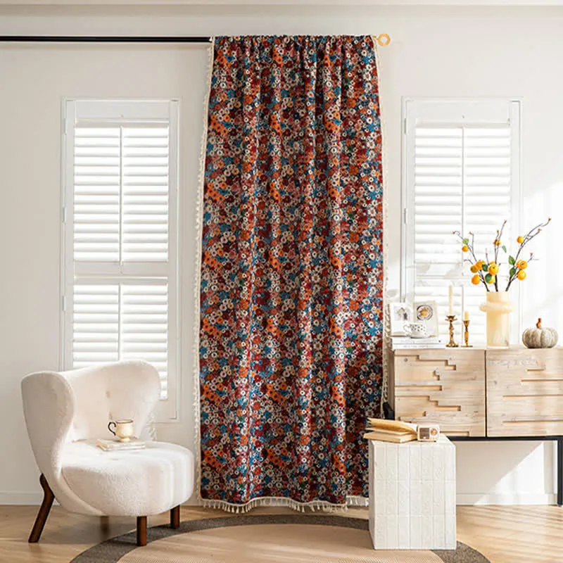 Bunter Jacquard-Quastenvorhang mit Gänseblümchen