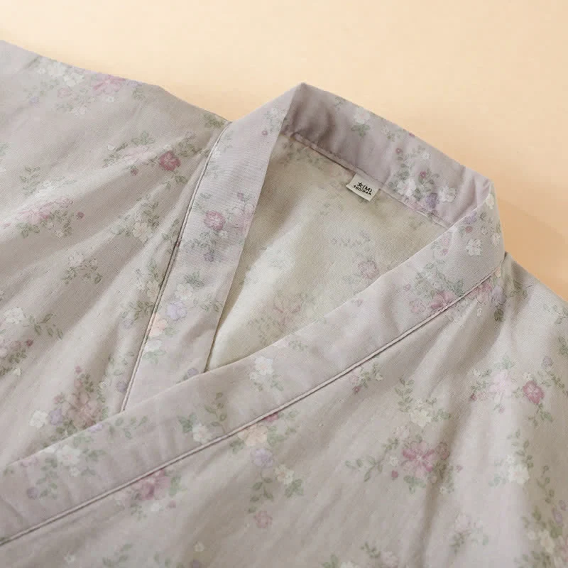 Nachthemd aus geblümtem Baumwollgaze, ideal als Hauskleidung