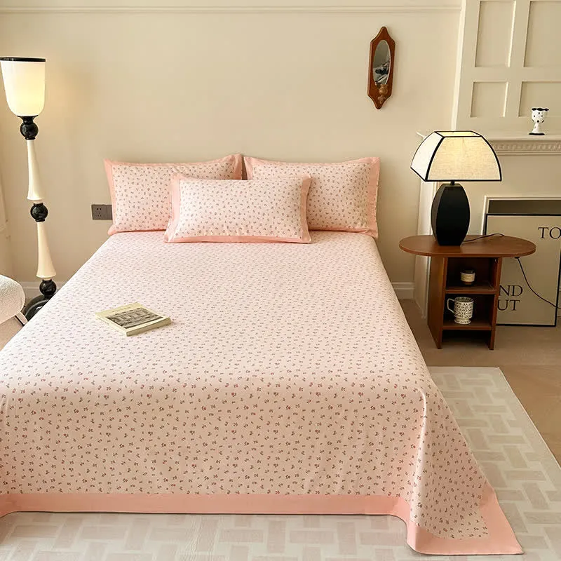 Weiche Tagesdecke aus reiner Baumwolle mit eleganter Rose