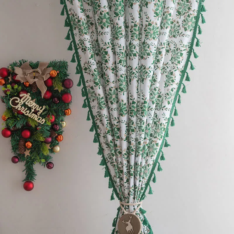 Weihnachtsvorhang mit floralem Edelweiß-Print