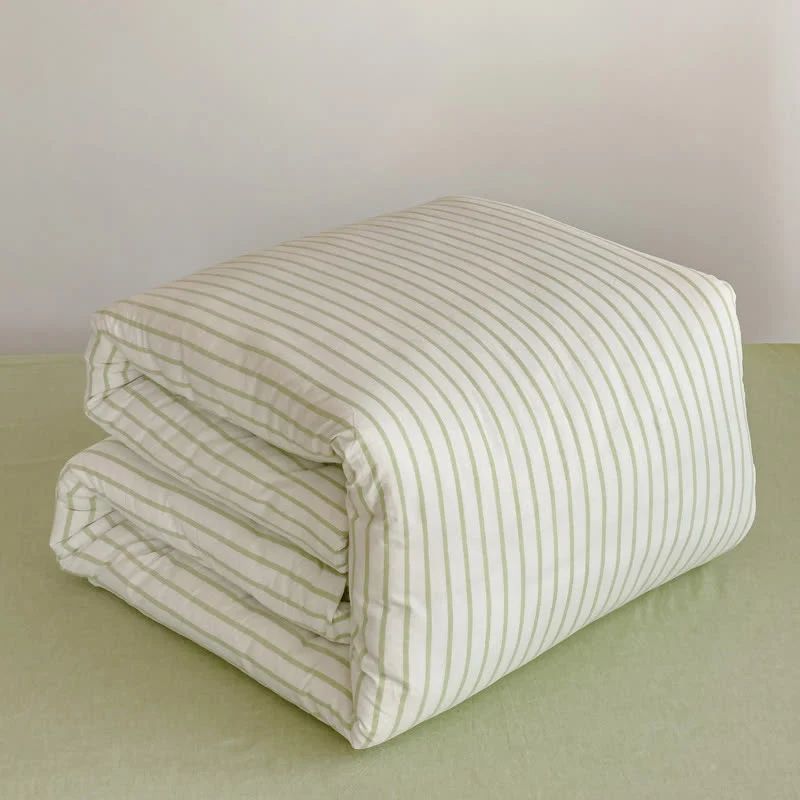 Minimalistisches gestreiftes Bettwäscheset aus Baumwolle für den Schlafsaal