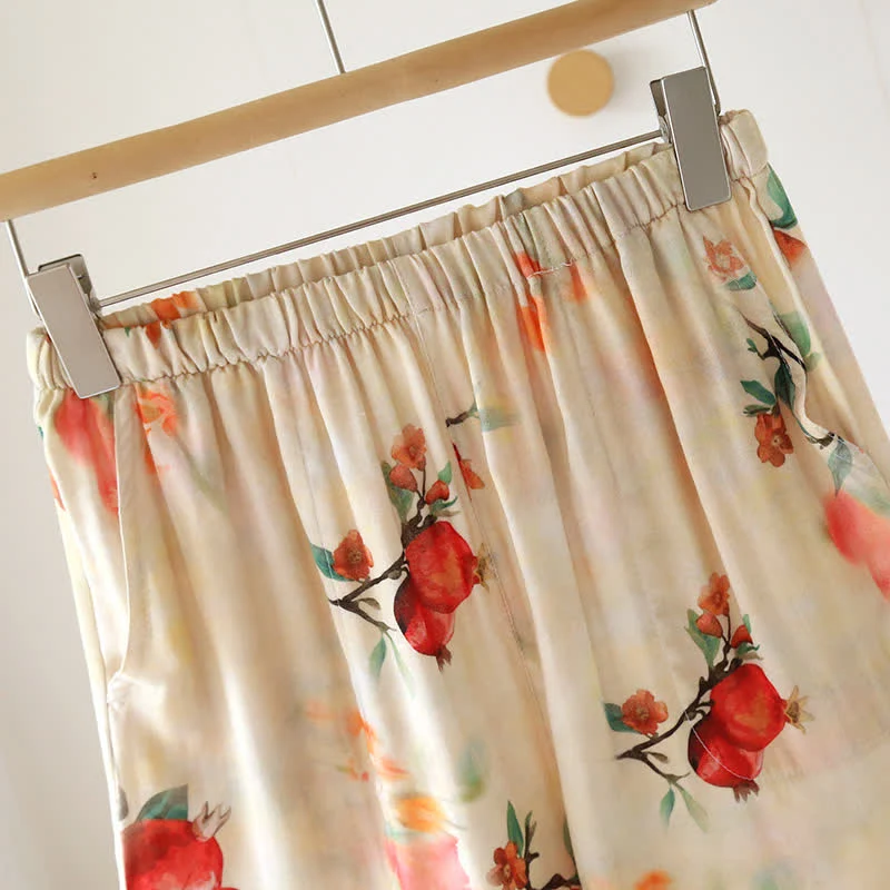 Kurzärmliges Pyjama-Set aus Baumwolle mit überkreuzten Trägern und Granatapfel-Print