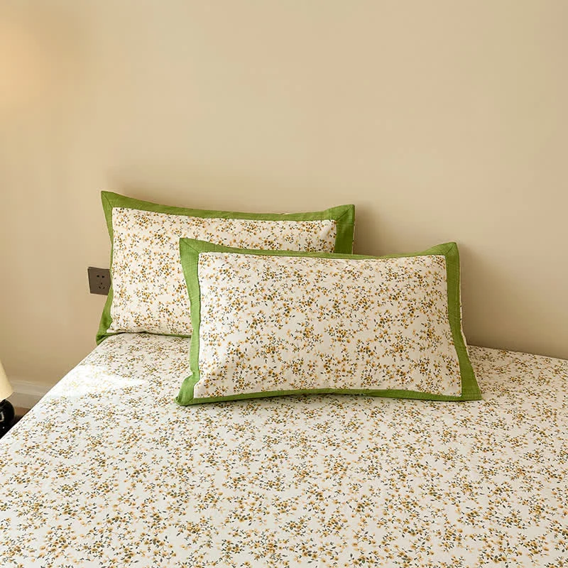 Elegante, atmungsaktive Bettdecke aus reiner Baumwolle mit Blumenmuster