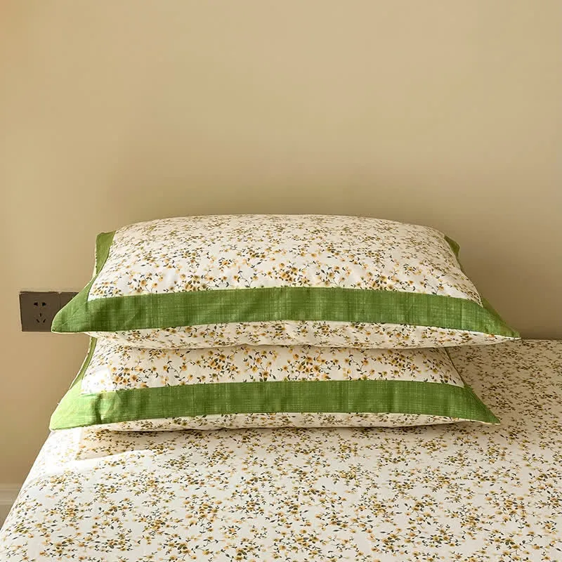 Elegante, atmungsaktive Bettdecke aus reiner Baumwolle mit Blumenmuster