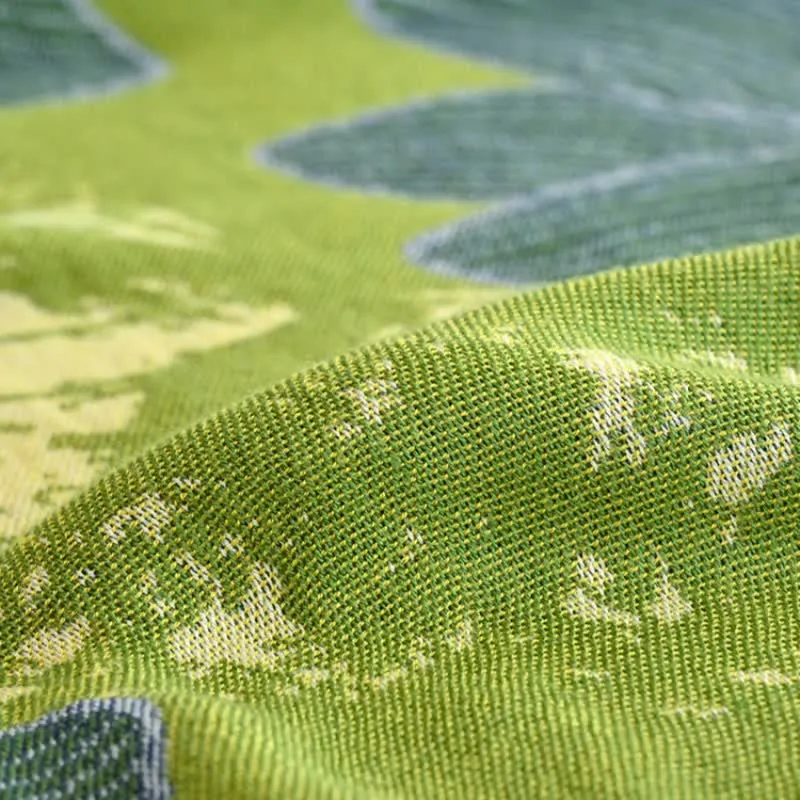 Kühlende Sommerdecke mit grünem Begonien-Print