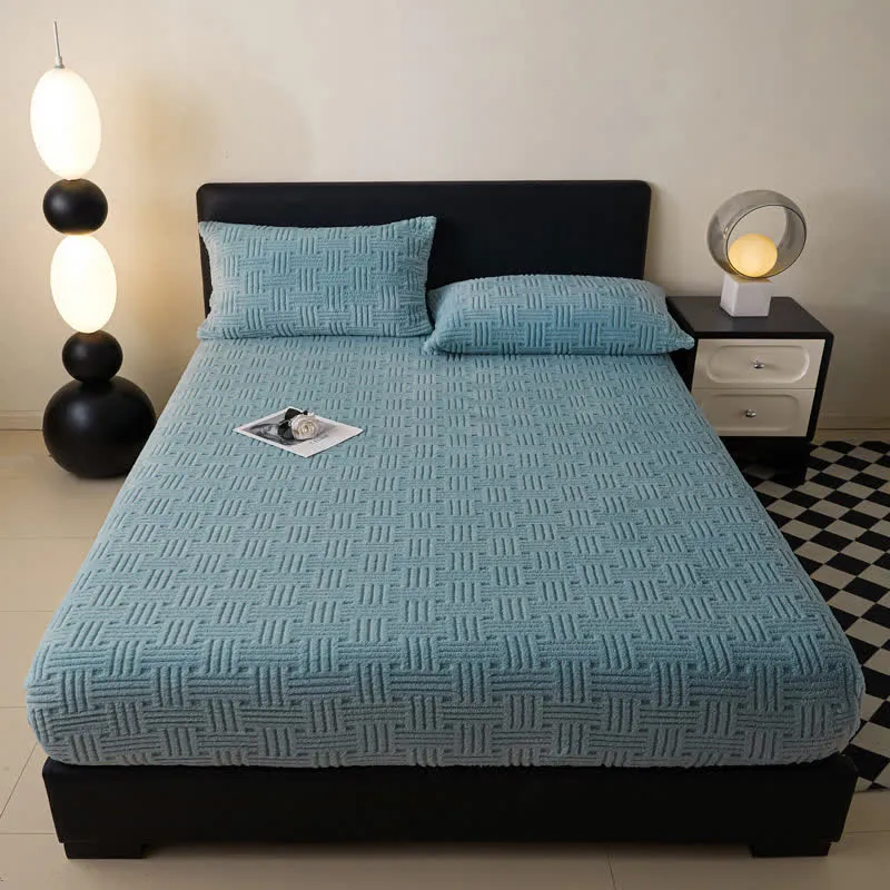 Einfaches, warmes Winter-Spannbettlaken aus Fleece