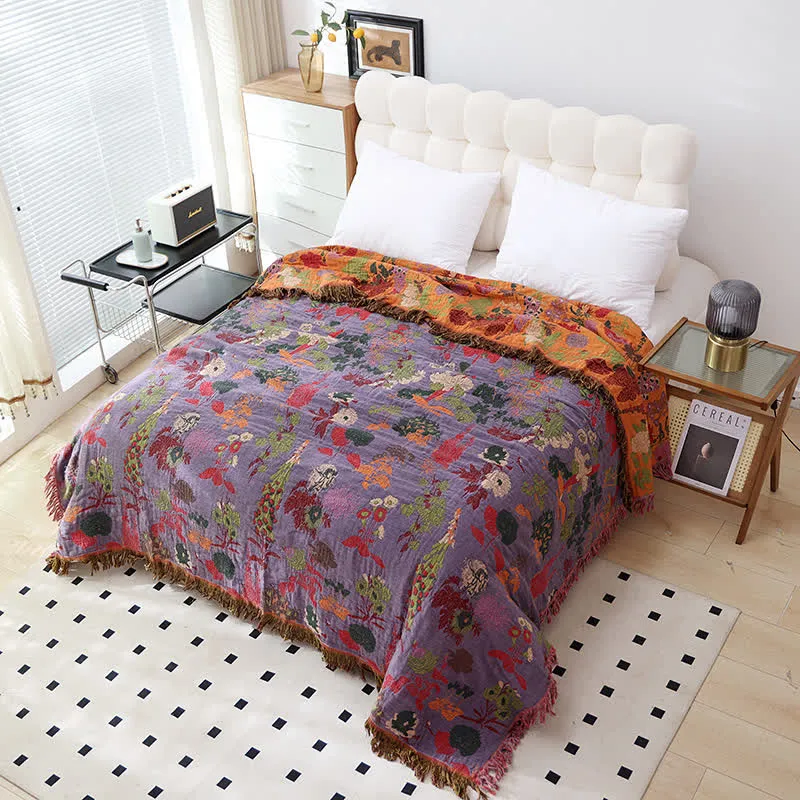 Sofadecke aus Baumwollgaze mit Blumenmuster und Quaste im Vintage-Stil