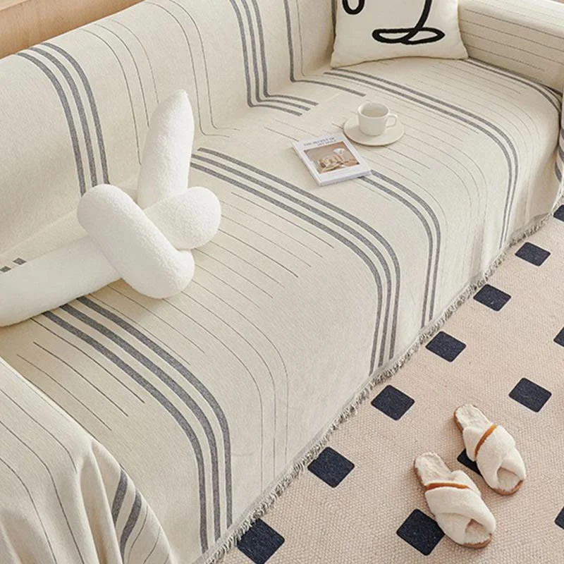 Sofaschoner aus Chenille mit geraden Streifen und Quasten