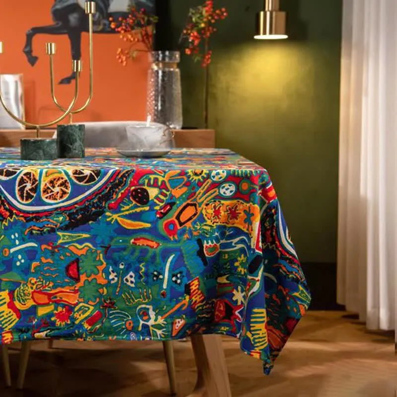 Tischdecke mit geometrischem Muster im exotischen Stil