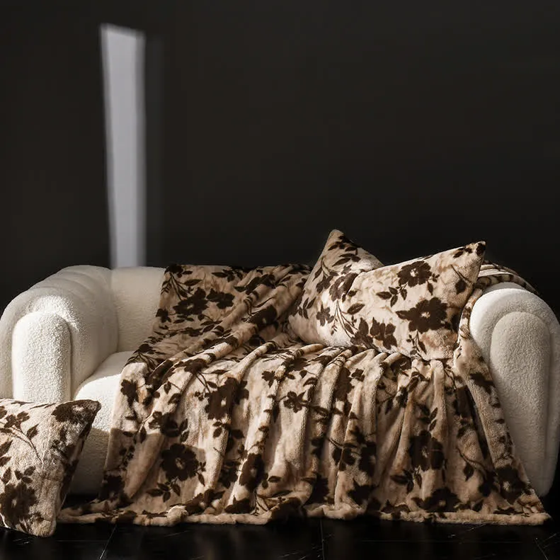Samt-Sofadecke mit Vintage-Blumenmuster