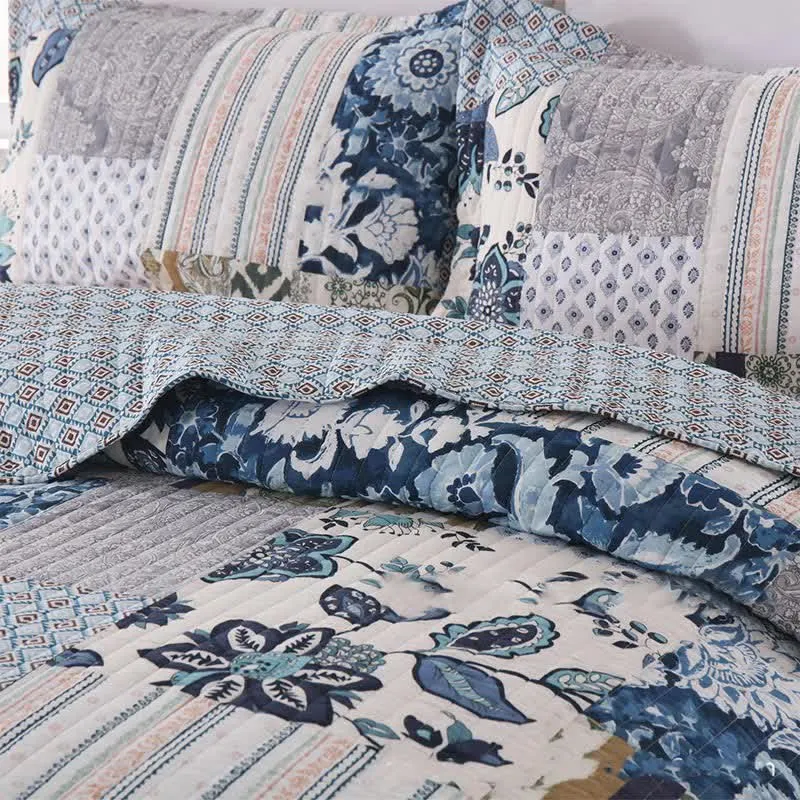 Gestepptes Bettwäscheset aus Baumwolle mit floralem Patchwork-Muster (3-teilig)