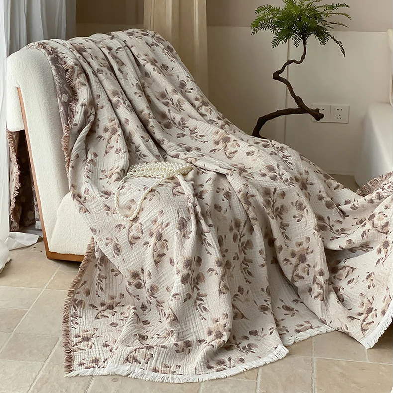Sofadecke aus Baumwollgaze mit Vintage-Blumenmuster und Quaste