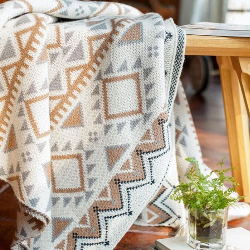 Ownkoti Gemütliche Strickdecke mit Quastenmuster