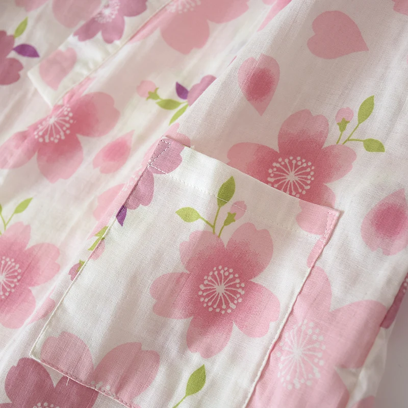 Pyjama-Set aus Baumwollgaze mit Kirschblütenmotiv