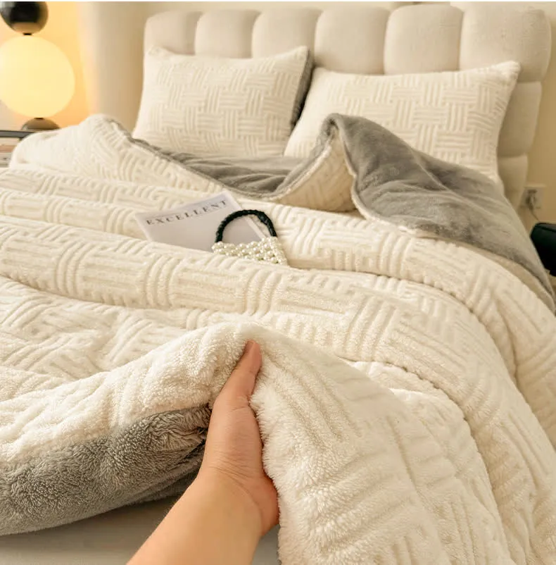 Flauschige Fleece-Decke, dick und warm, für den Winter.