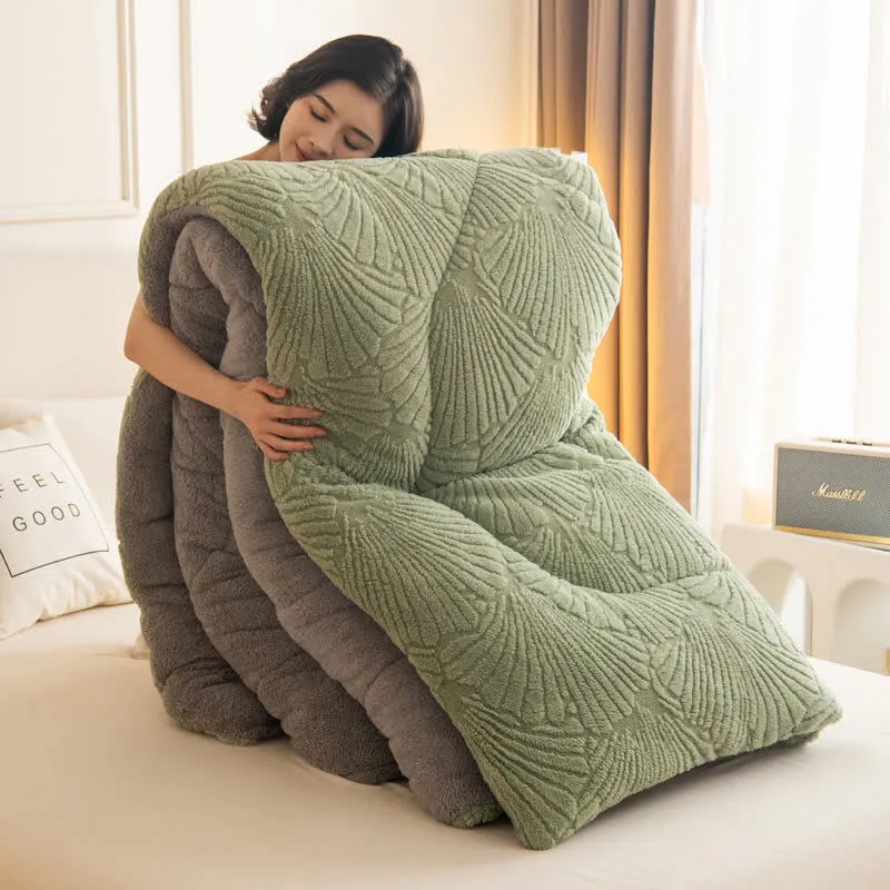 Sherpa-Jacquard-Decke mit Ginkgoblatt und Steppkern