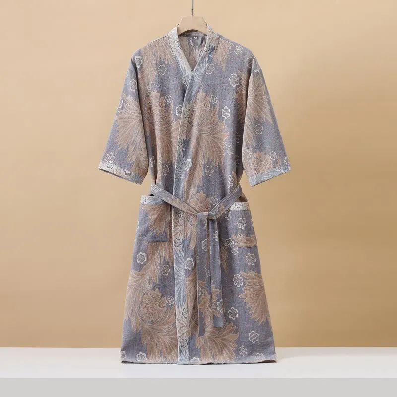 Atmungsaktiver Kimono-Bademantel aus Jacquard-Blumengaze