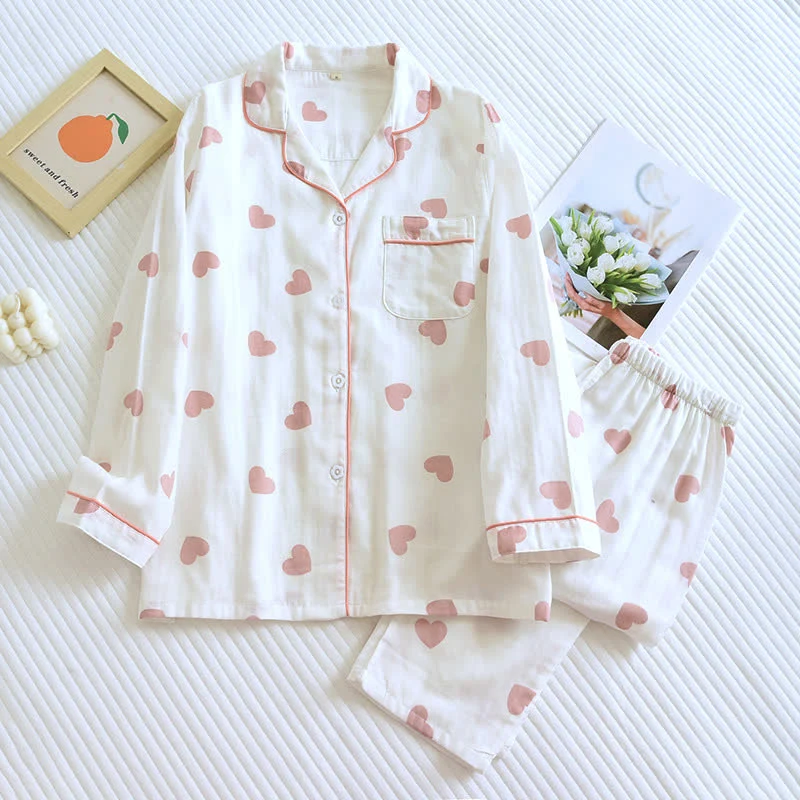 Weiches Pyjama-Set aus Baumwollgaze mit Herz-Print