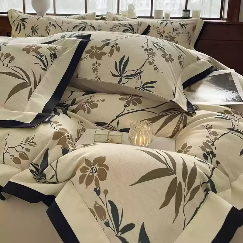 Bettwäscheset mit Blumenmuster aus gebürsteter Baumwolle (4-teilig)