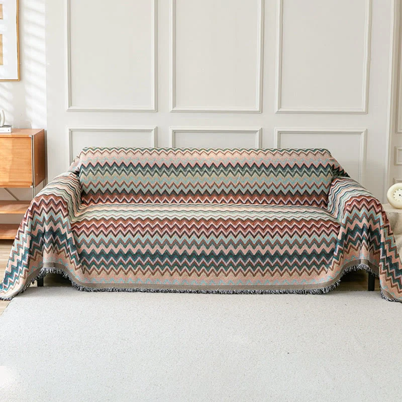 Sofabezug im böhmischen Ethno-Stil