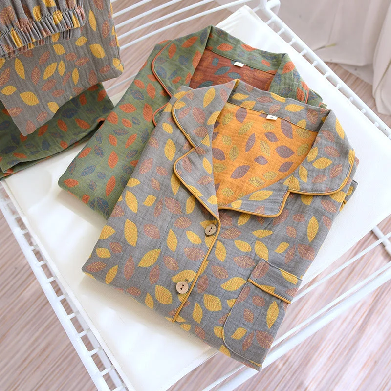 Loungewear-Set aus weicher Baumwolle mit Blattmuster