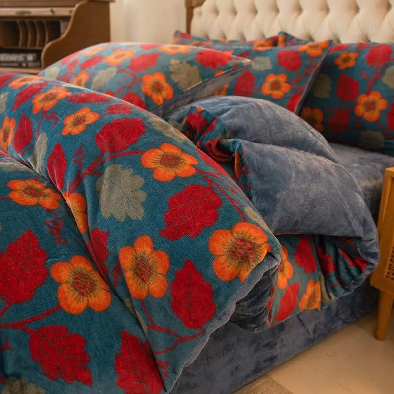 Warmes Samt-Bettwäscheset mit leuchtenden Blumen (4-teilig)
