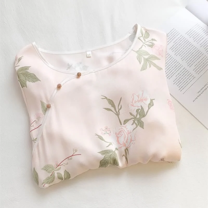 Weiches, atmungsaktives Nachthemd mit rosa Blumenmuster