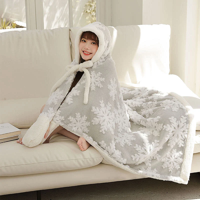 Fleece-Schaldecke mit Kapuze und Handschuhen im Schneeflocken-Design