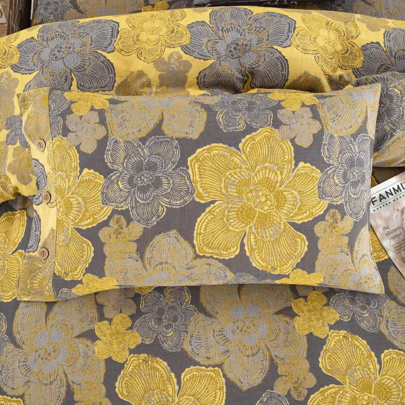 Elegantes Bettwäscheset mit Knöpfen aus Baumwollgaze mit Blumenmuster (4-teilig)