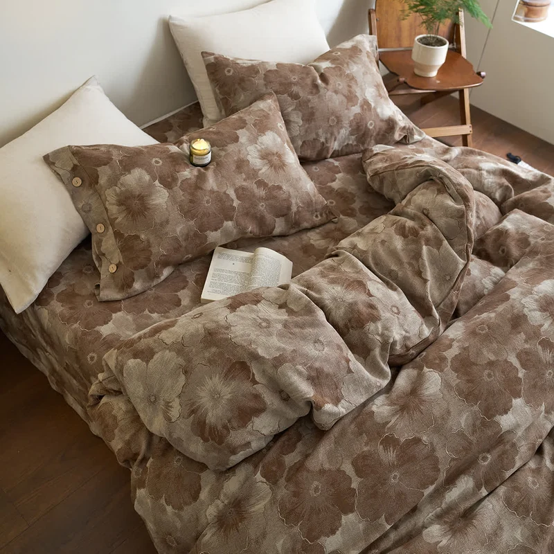 Garngefärbtes Bettwäscheset aus Baumwollgaze mit Blumenmuster (4-teilig)