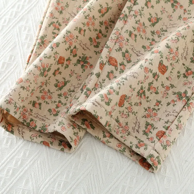 Rural Rose Air Loungewear-Set aus Baumwolle