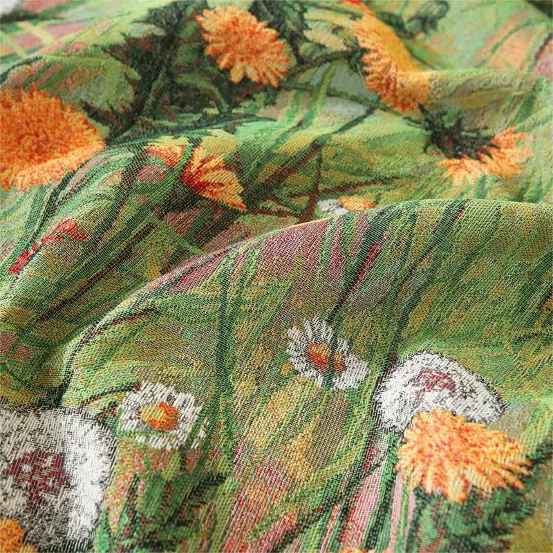 Sofabezug mit Rüschen im ländlichen Löwenzahn-Design