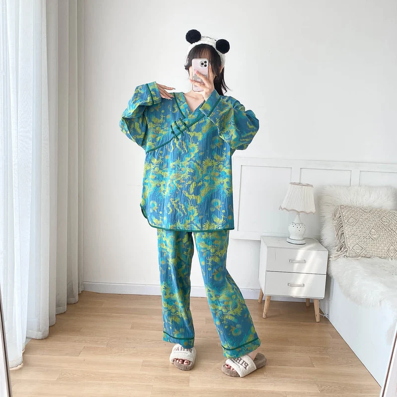 Pyjama-Set aus heller Baumwollgaze in Übergröße