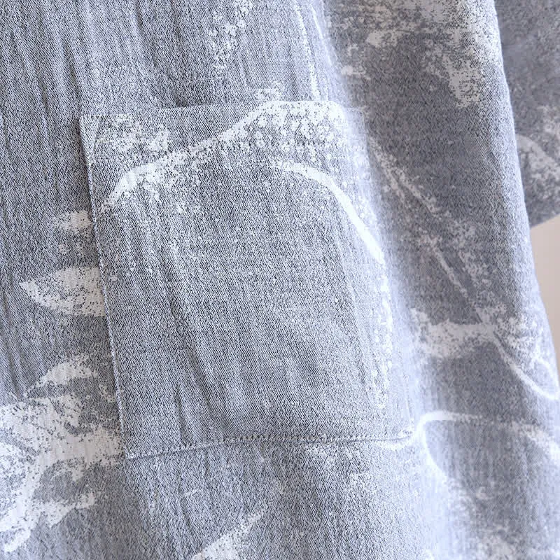 Bequemer Bademantel-Pyjama mit Jacquard-Tuschemalerei