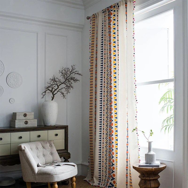 Ownkoti Boho-Vorhang mit farbenfrohen geometrischen Mustern und Quaste