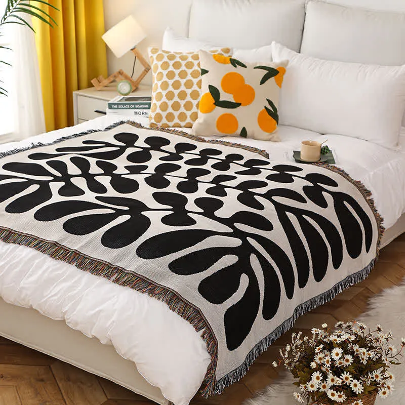 Leichte, weiche Decke mit Retro-Blattquaste