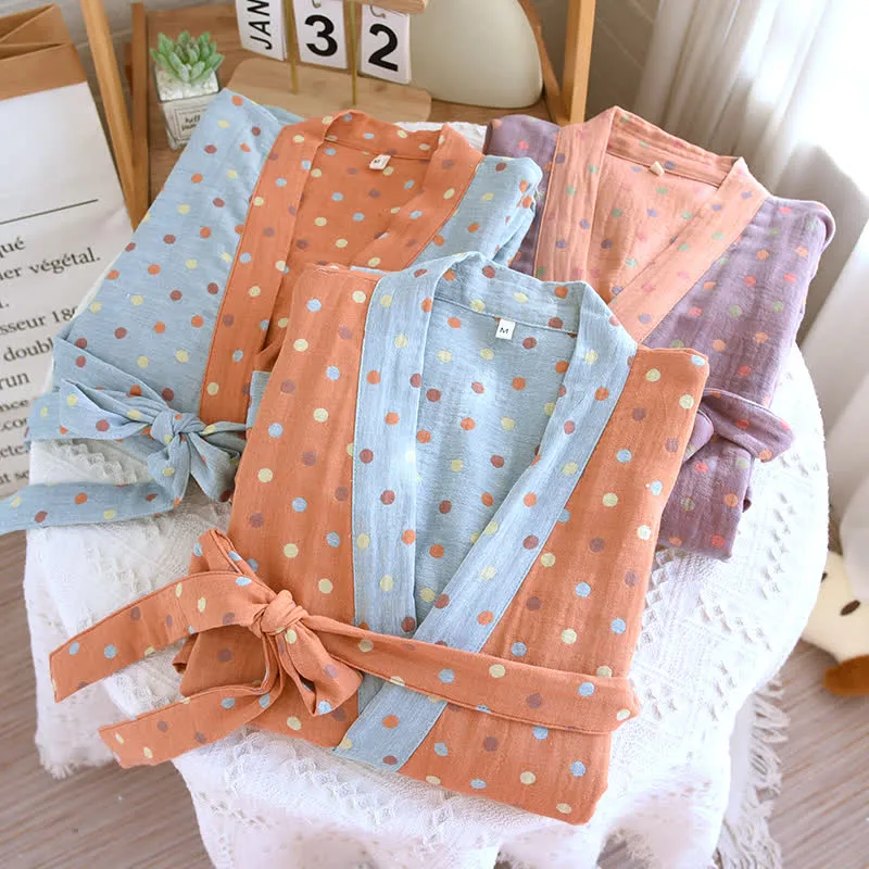 Kimono-Bademantel aus Baumwollgaze mit bunten Punkten
